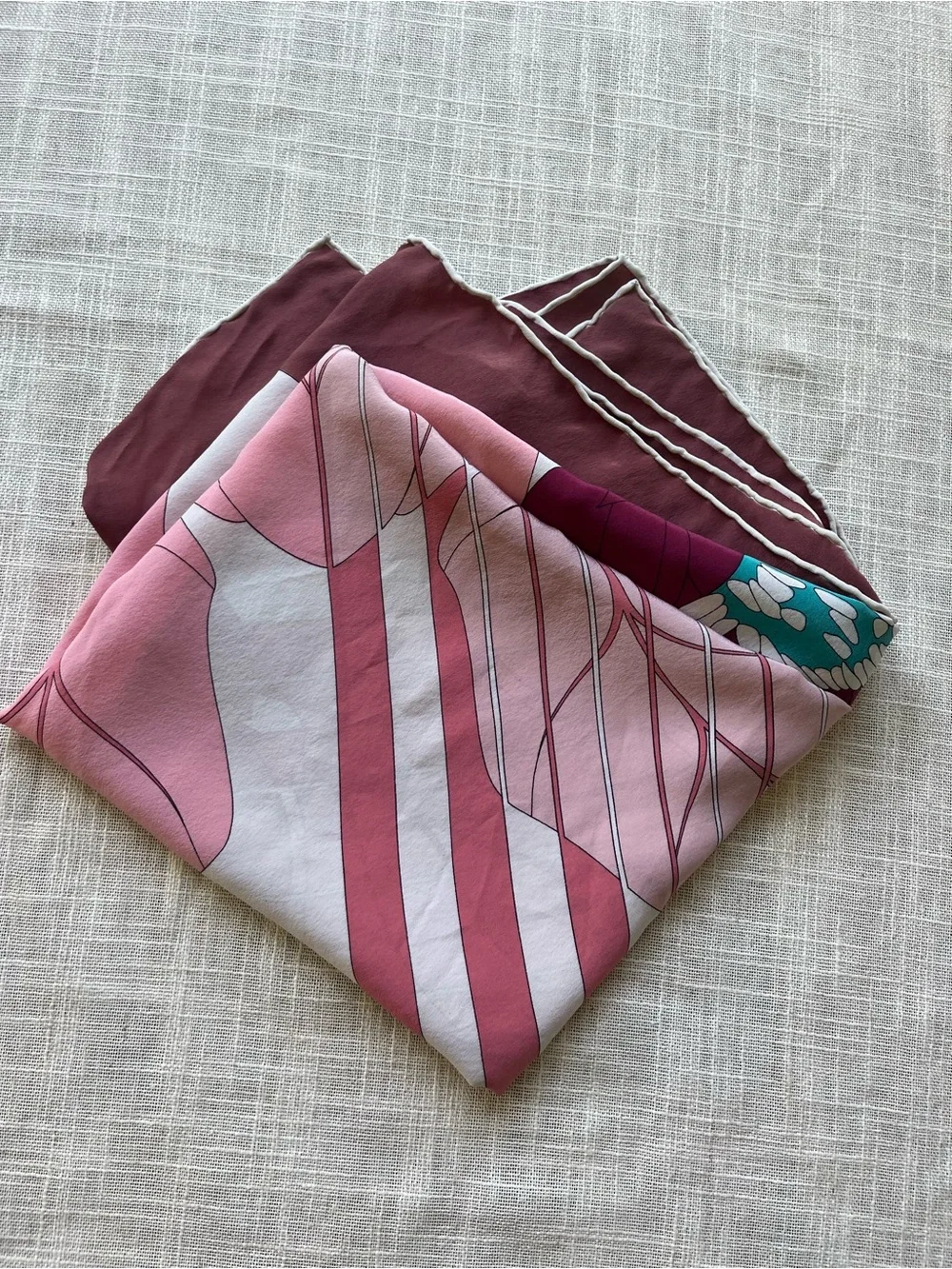 70s French Silk Bandana - Large 35x35
